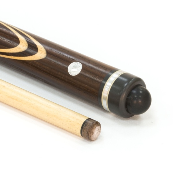 Двухсоставной бильярдный кий для русской пирамиды Weekend "Классика" (термоясень, граб) 13 запилов